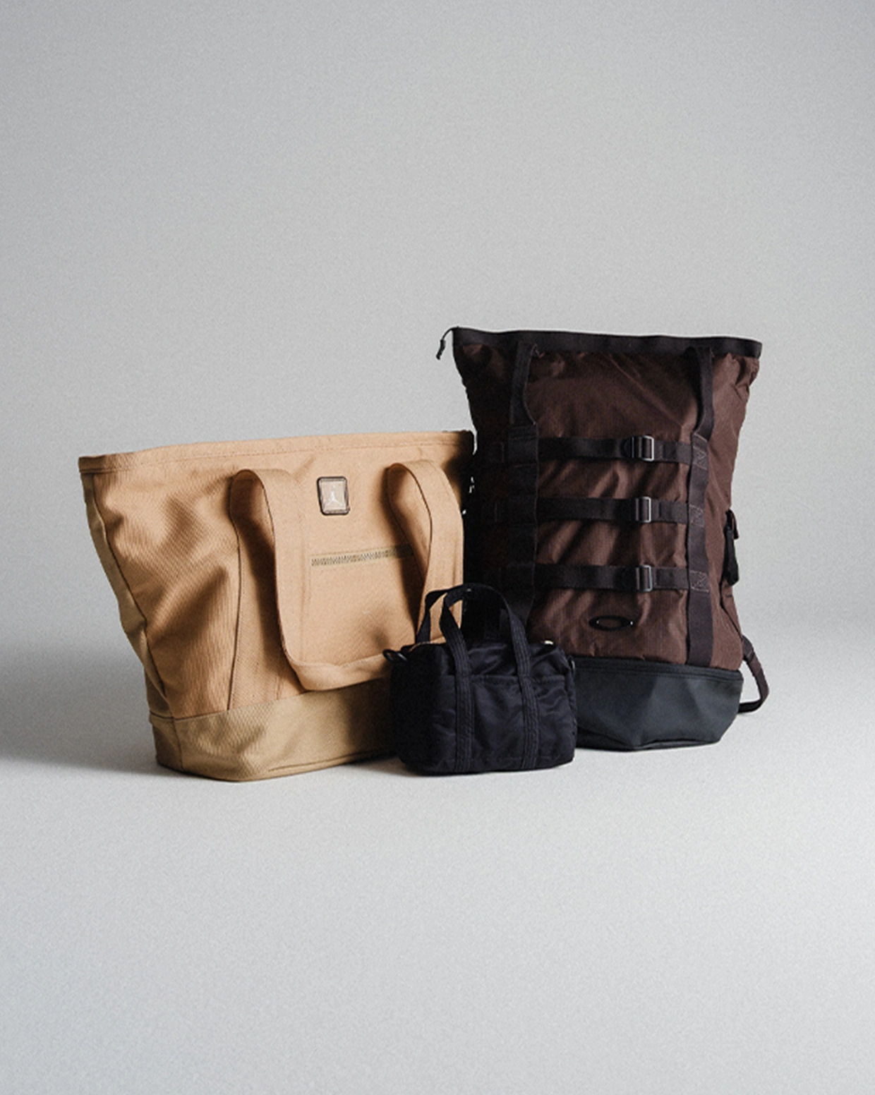 BAGS & BACKPACKS