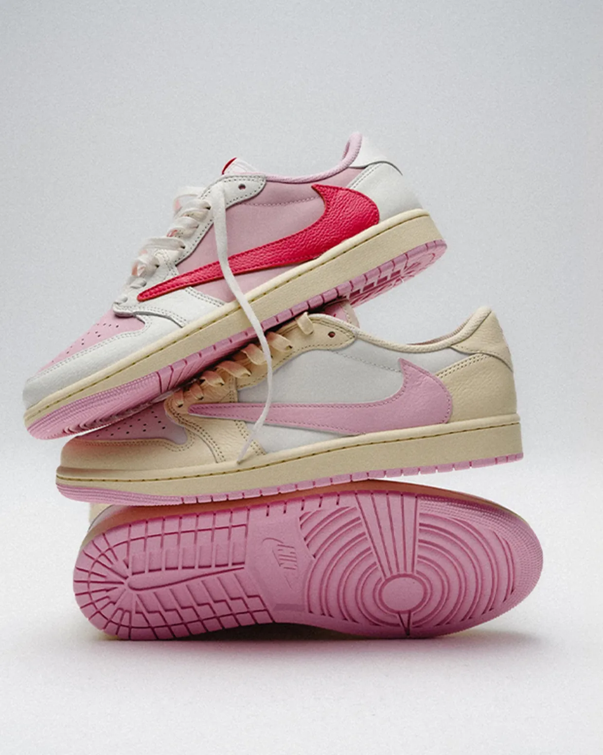 TRAVIS SCOTT X AJI LOW PINK PACK